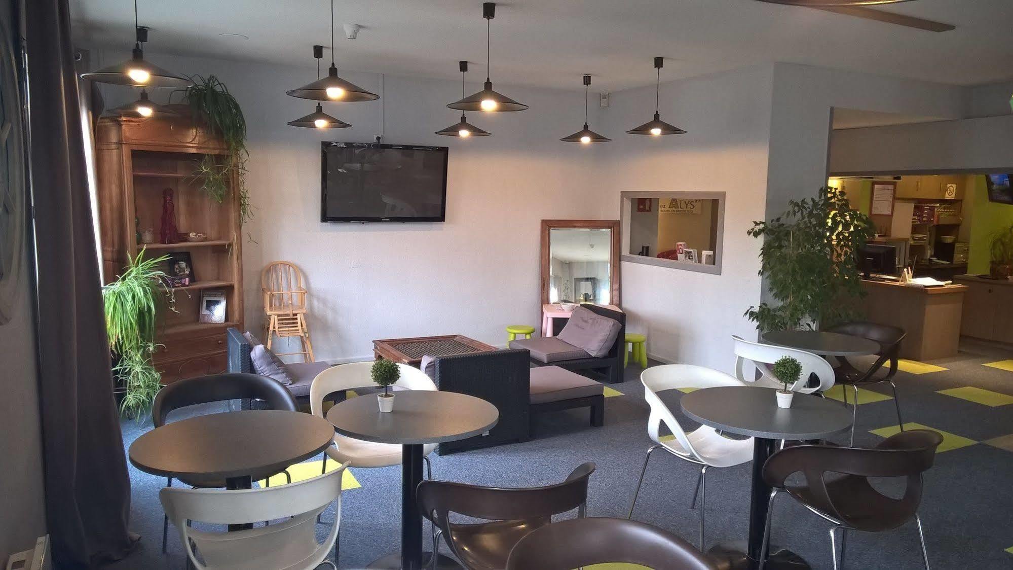 Contact Hotel ALYS Bourg en Bresse Ekinox Parc Expo Montagnat Eksteriør billede